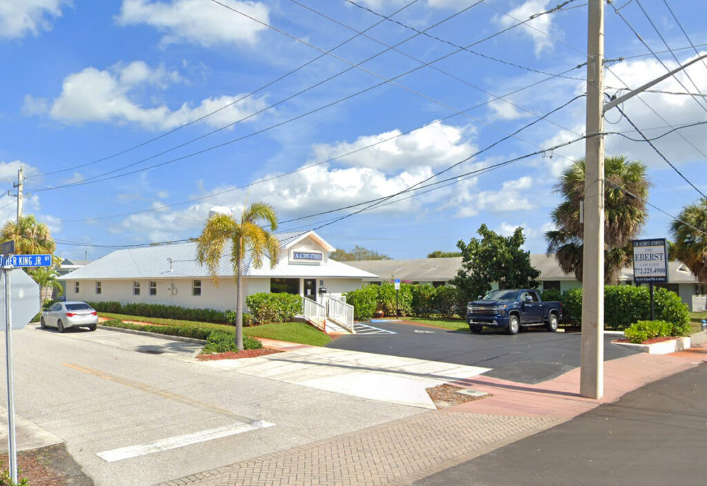 standalone office building for lease near downtown stuart